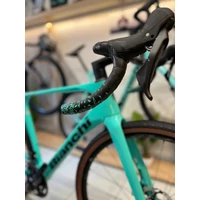 Bianchi Impulso Comp GRX 46/30T gravel kerékpár (2025/Celeste)