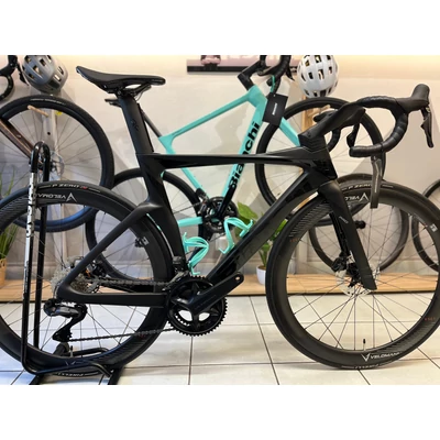 BIANCHI OLTRE PRO Ultegra Di2 12sp AKCIÓS!