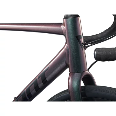 Giant Contend AR 2 2025 Országúti kerékpár