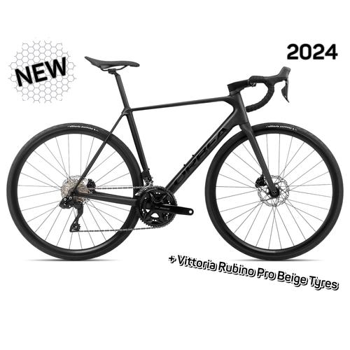 Orbea ORCA M30 2024 Országúti Kerékpár Vulcano-Black / Black 53cm (Rubino Pro Beige)